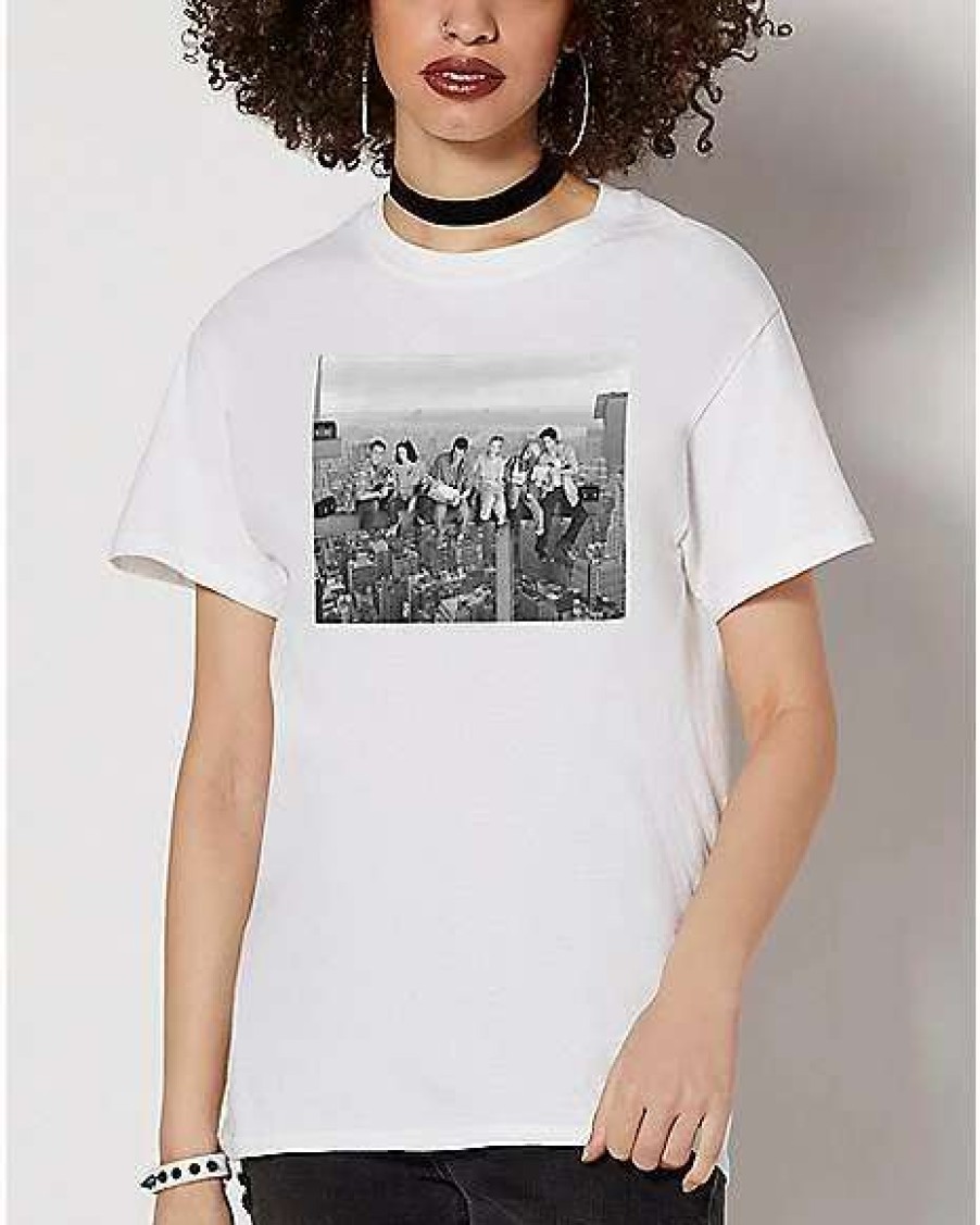 Friends * Best Reviews Of Skyscraper Group Photo T Shirt Friends White